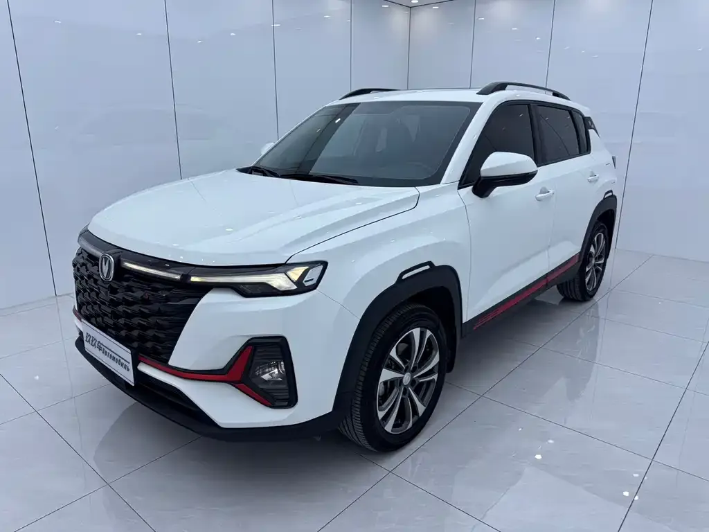 Changan CS35PLUS — фото 1