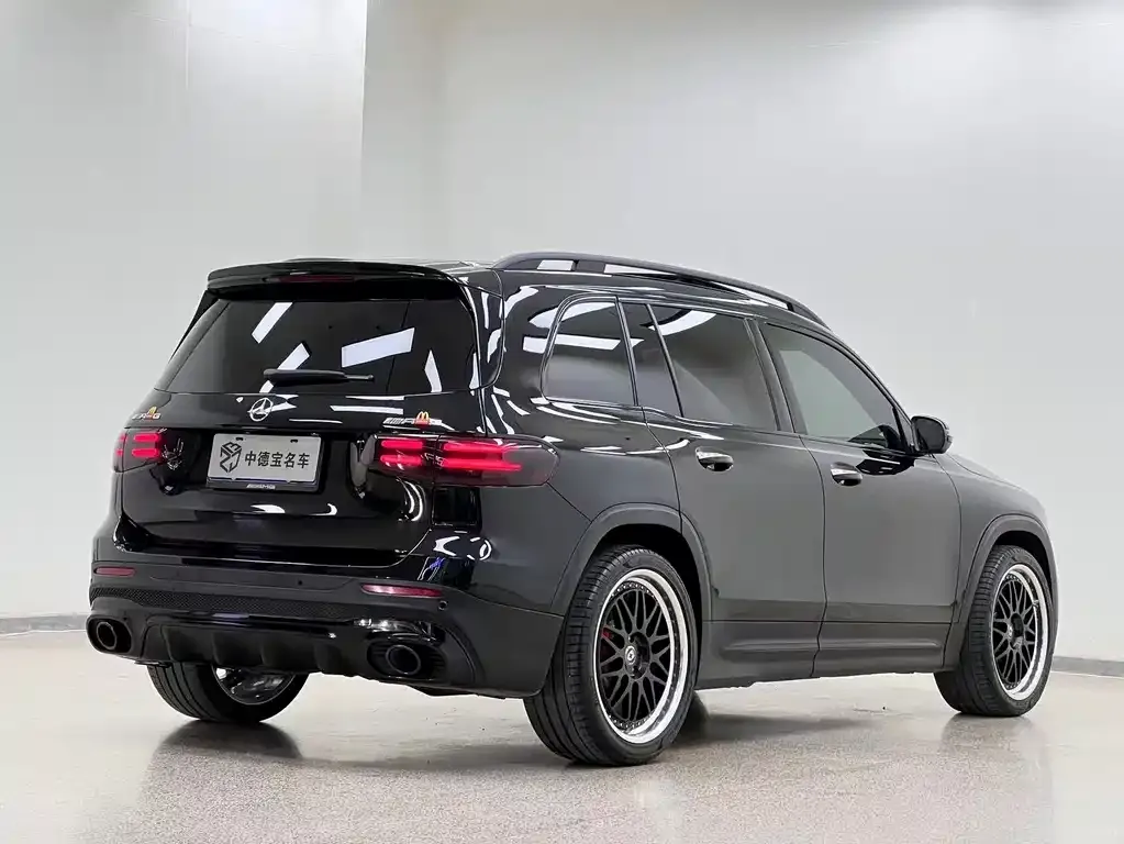 Mercedes-Benz GLB AMG — фото 7