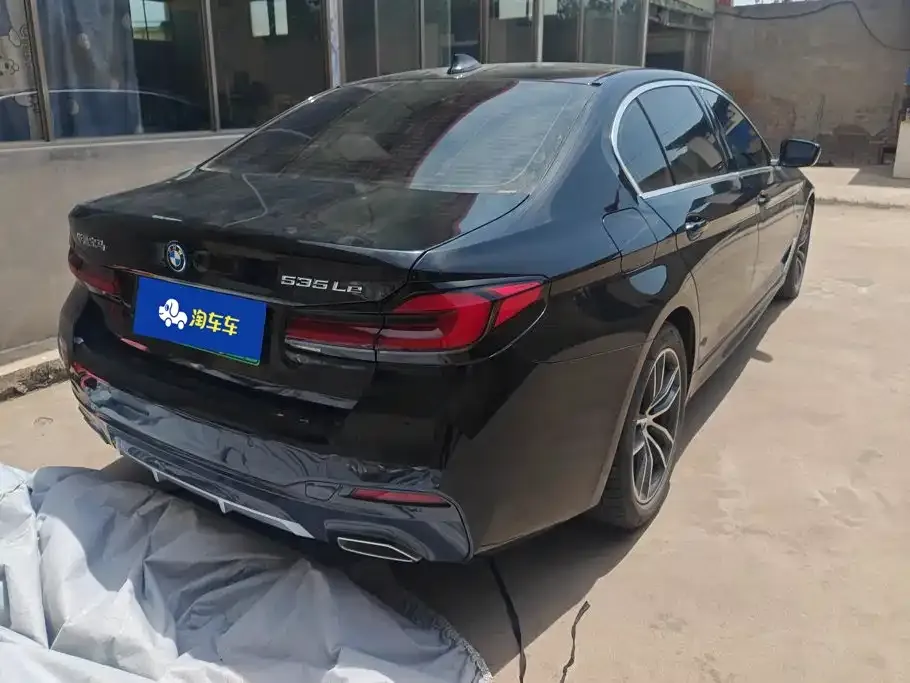 BMW 5 Series New Energy — фото 3