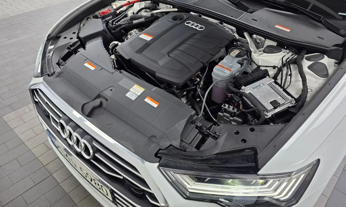 Audi A6 — фото 8