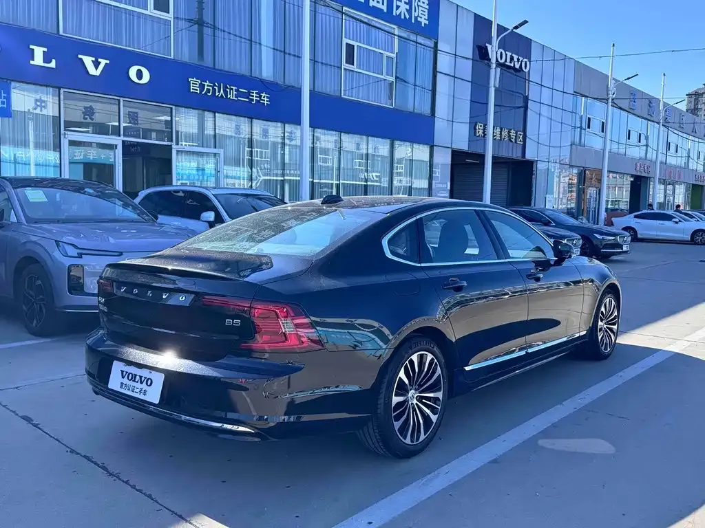 Volvo S90 — фото 4