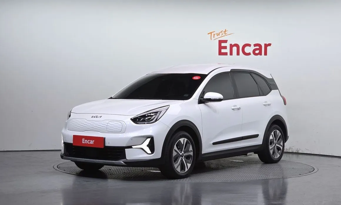 Kia Niro — фото 1