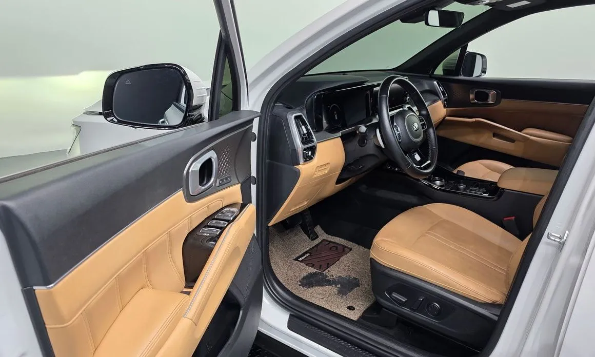 Kia Sorento — фото 9