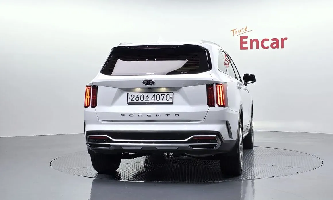Kia Sorento — фото 4