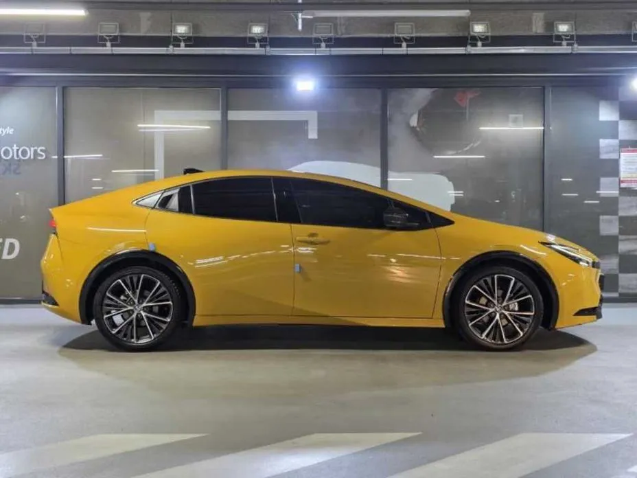 Toyota Prius — фото 10