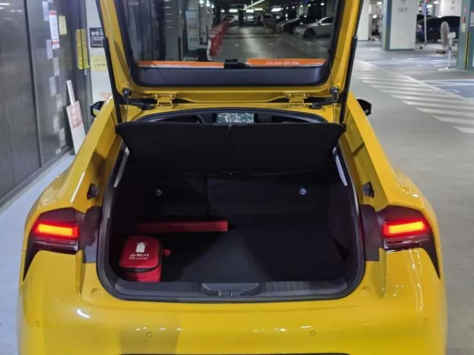 Toyota Prius — фото 6