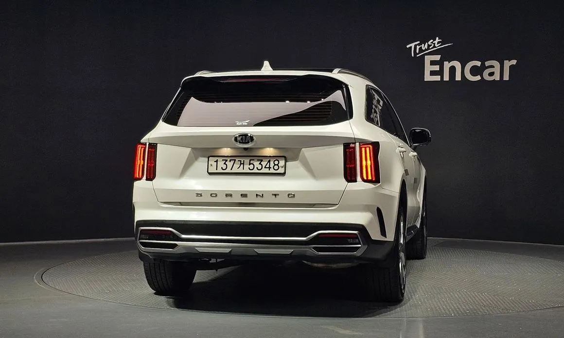 Kia Sorento — фото 3
