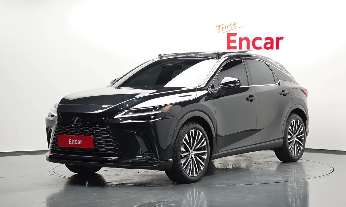 Lexus RX — фото 1