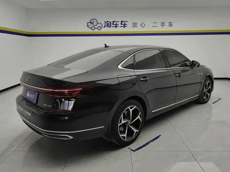 Volkswagen Passat — фото 3