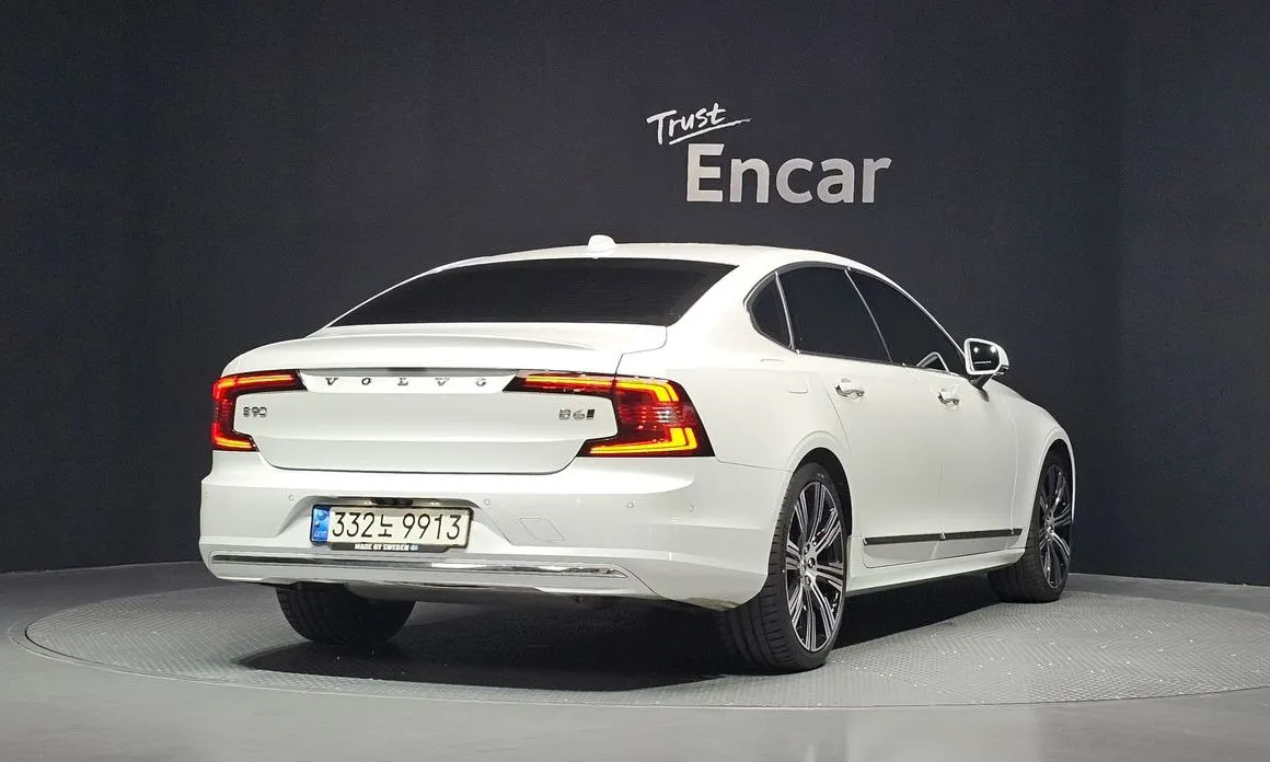 Volvo S90 — фото 9