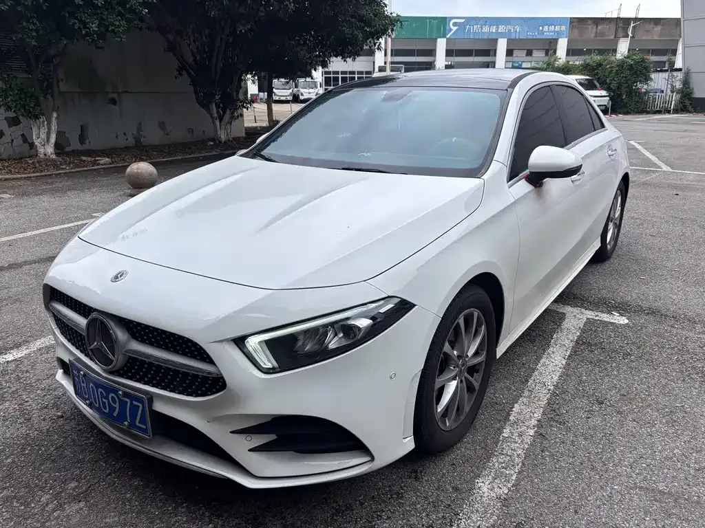 Mercedes-Benz A-Class — фото 1