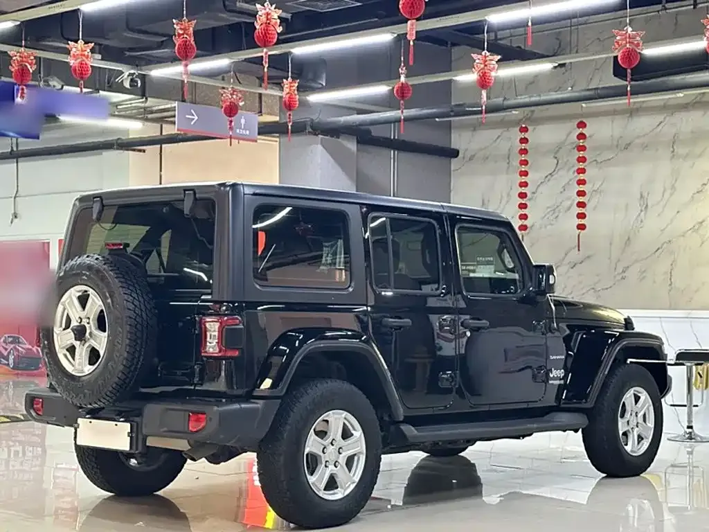 Jeep Wrangler — фото 3