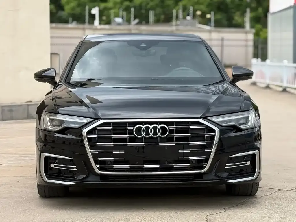 Audi A6L — фото 7