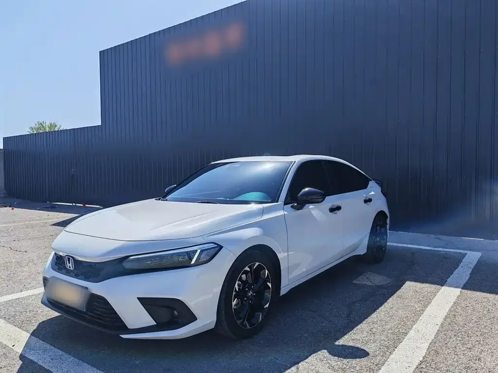 Honda Civic — фото 1