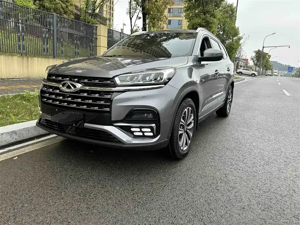 Chery Tiggo 8 — фото 1