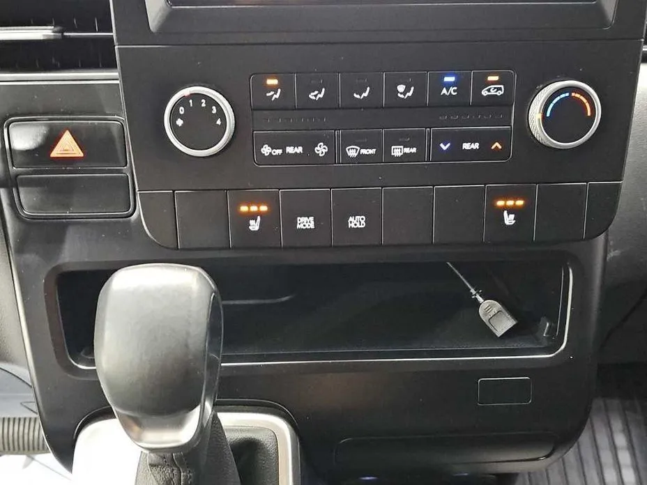 Hyundai Staria — фото 7