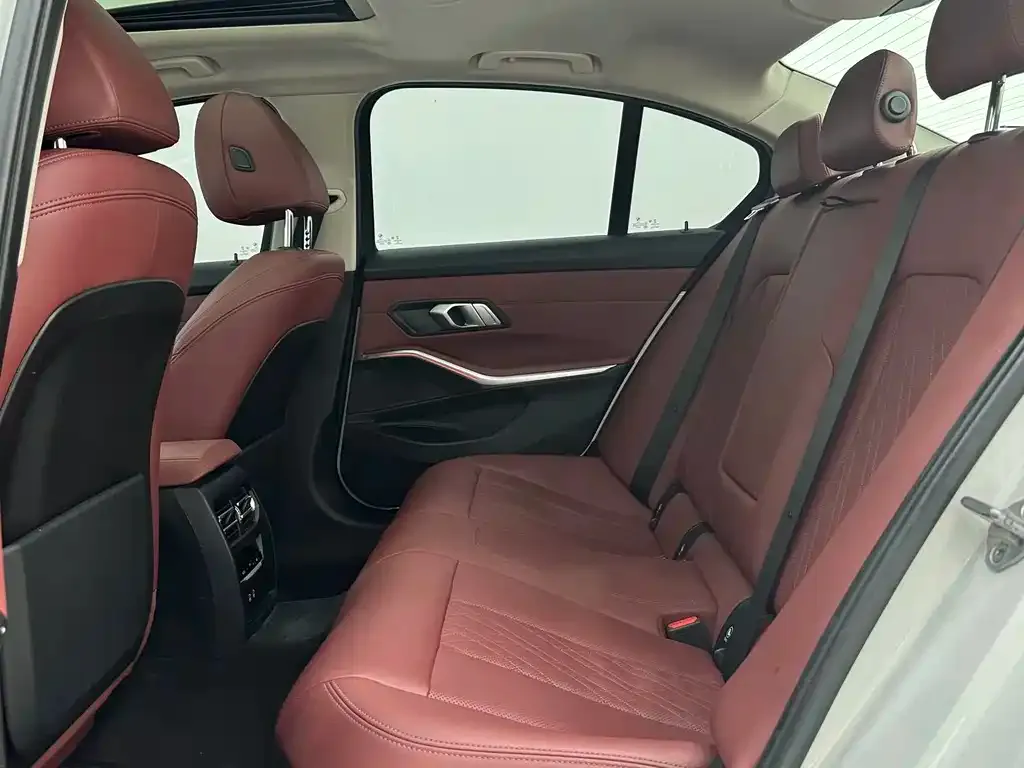 BMW 3 Series — фото 10