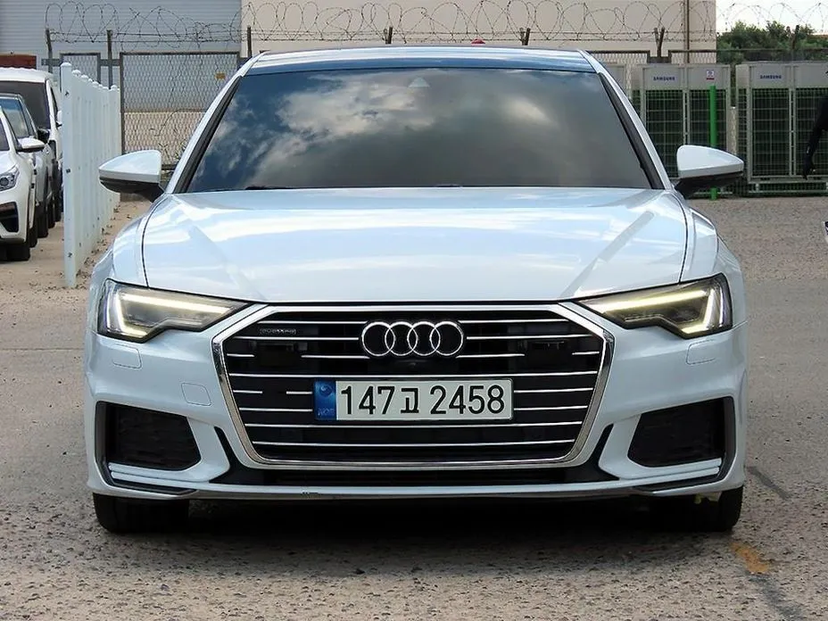 Audi A6 — фото 6