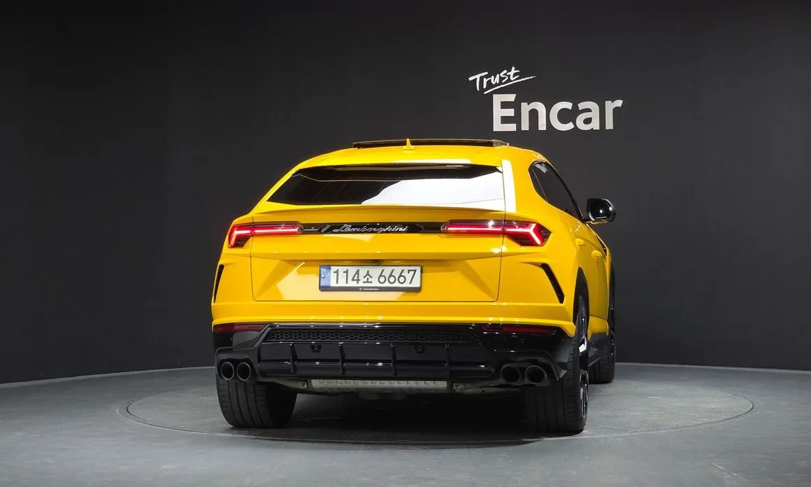 Lamborghini Urus — фото 3