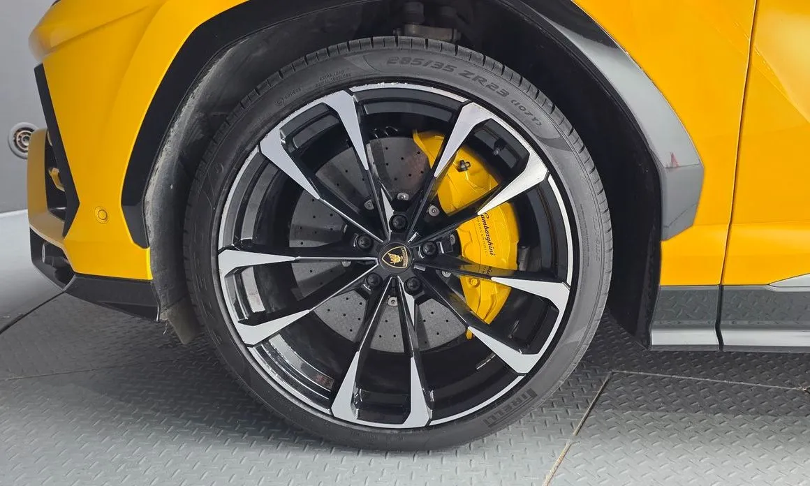 Lamborghini Urus — фото 6