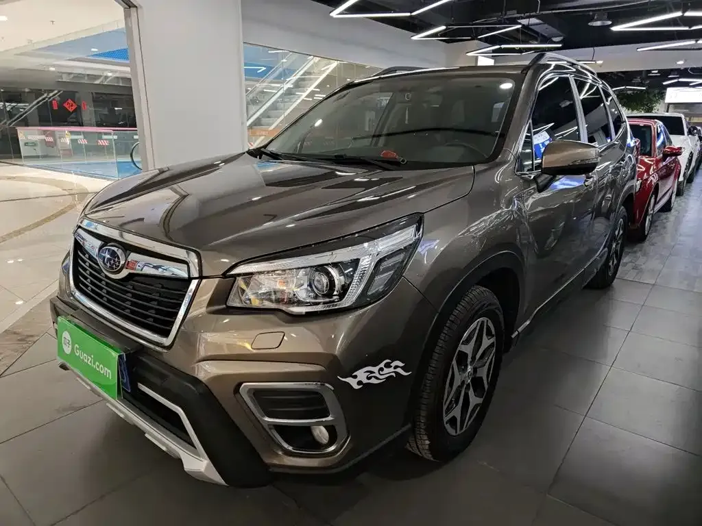 Subaru Forester — фото 6