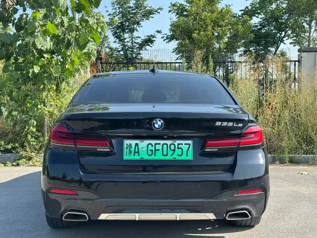BMW 5 Series New Energy — фото 10