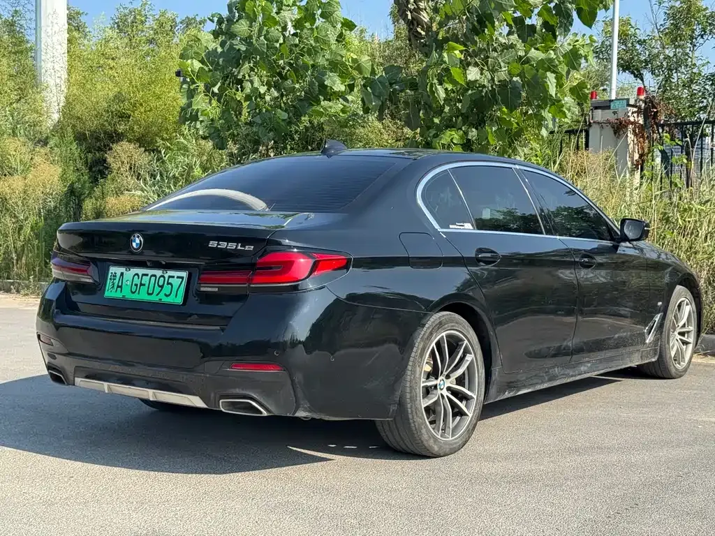 BMW 5 Series New Energy — фото 6