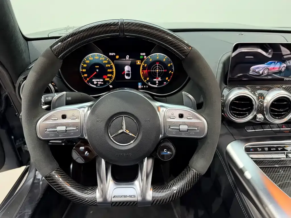 Mercedes-Benz AMG GT — фото 9
