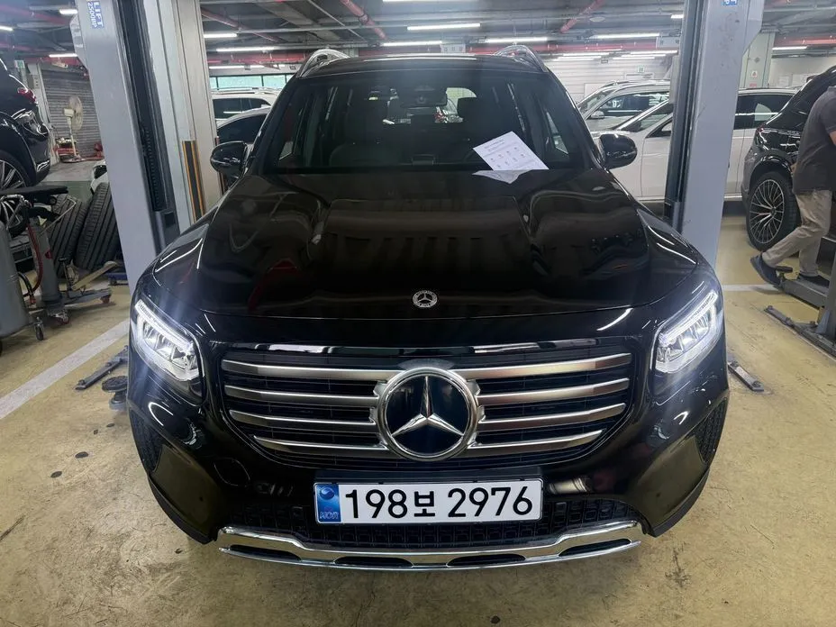 Mercedes-Benz GLB-Class — фото 1