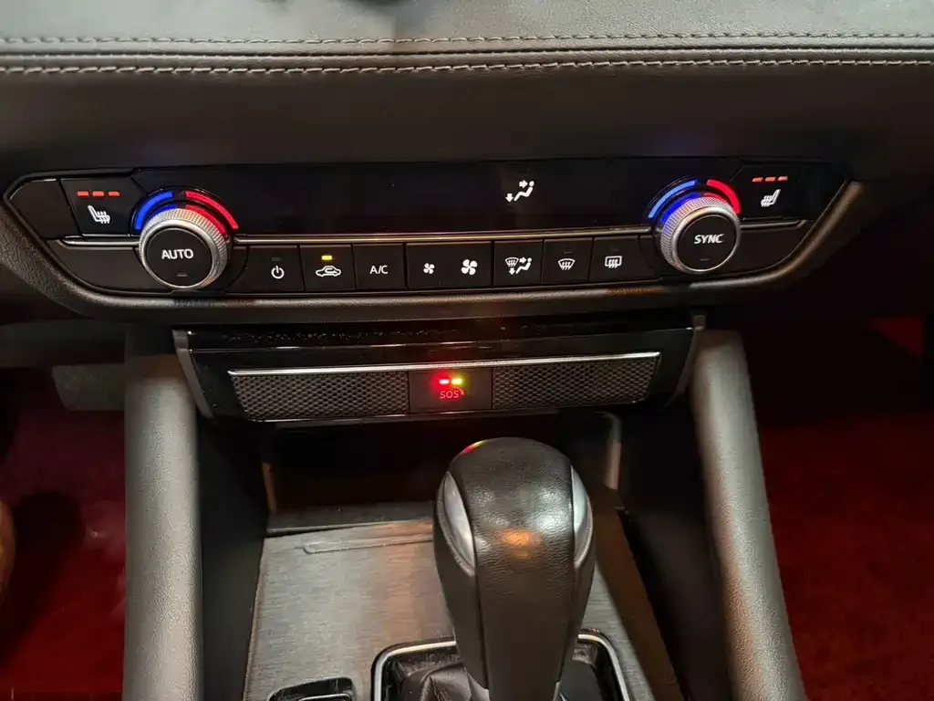 Mazda Atenza — фото 3