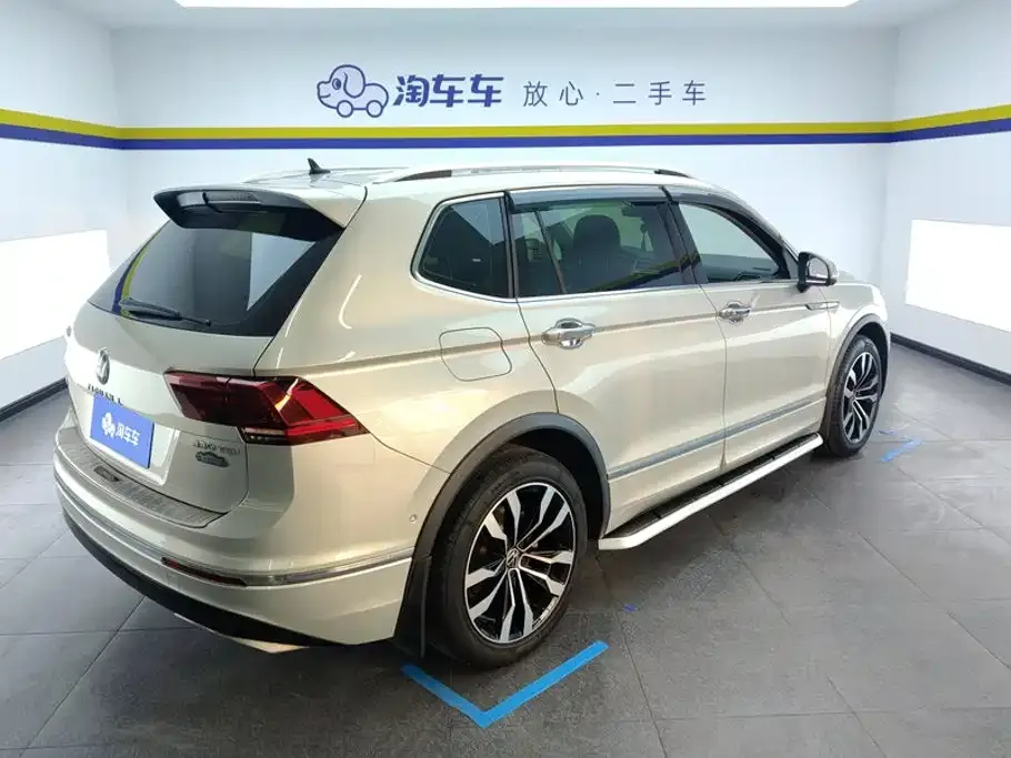 Volkswagen Tiguan L — фото 3