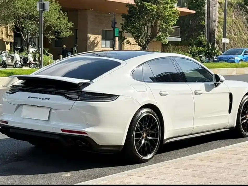 Porsche Panamera — фото 5
