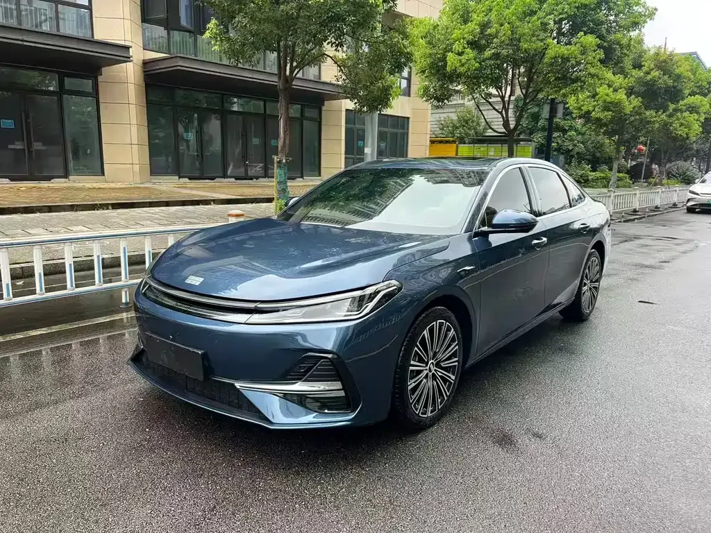 Geely Galaxy A7 EM — фото 1