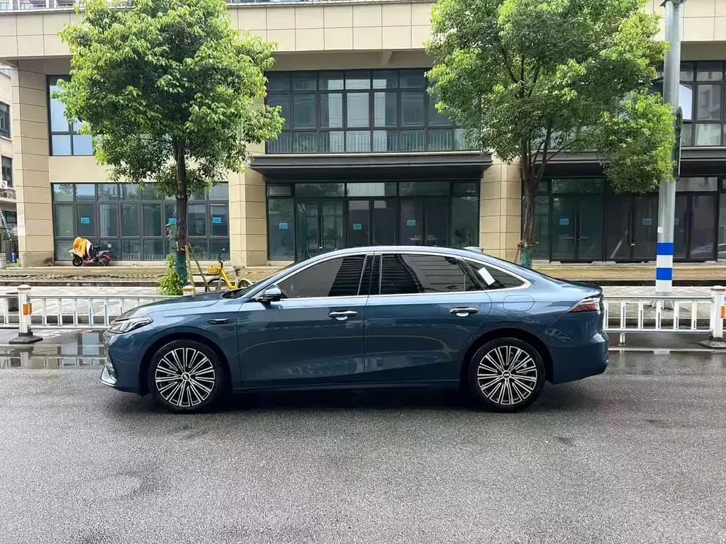 Geely Galaxy A7 EM — фото 9