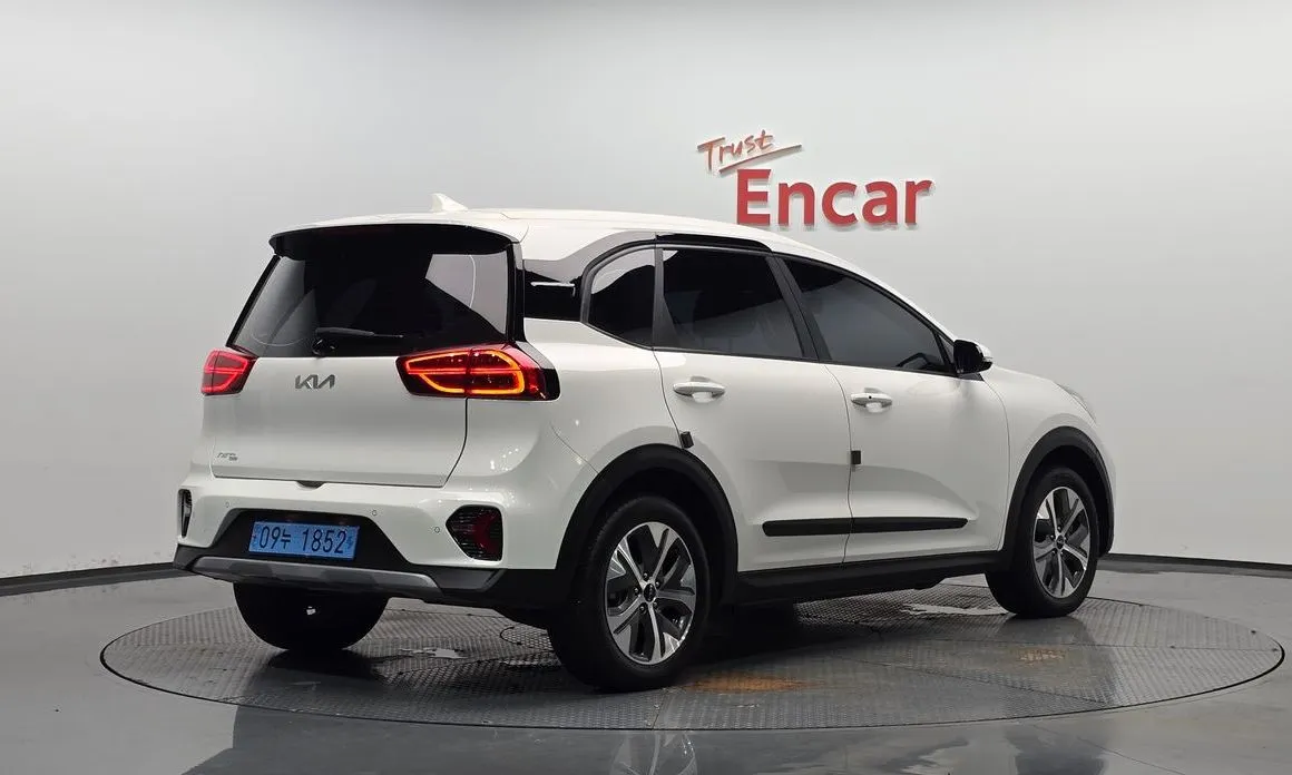 Kia Niro — фото 2