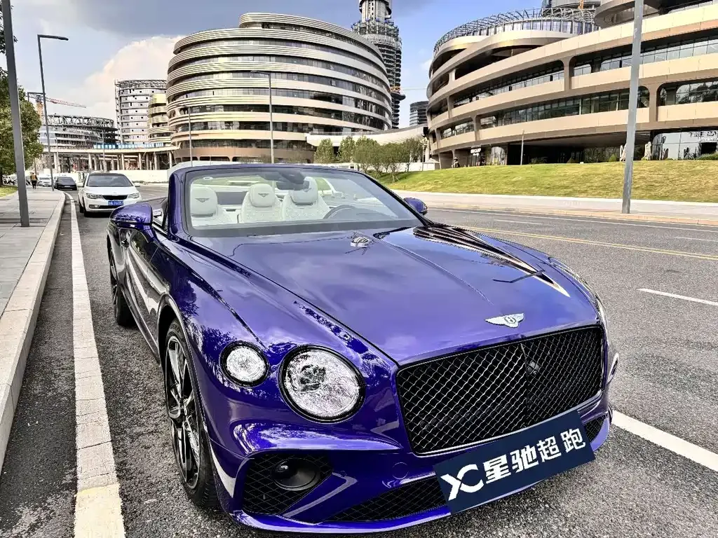 Bentley Continental — фото 1