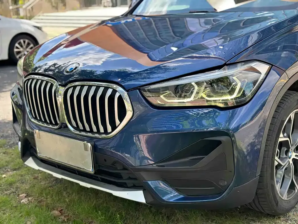 BMW X1 — фото 5