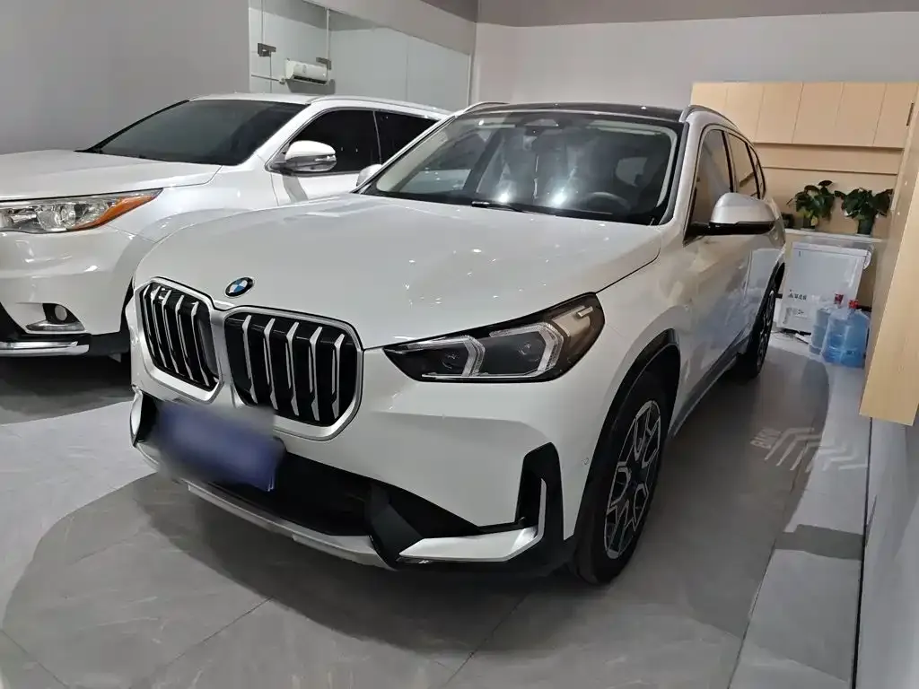 BMW X1 — фото 7