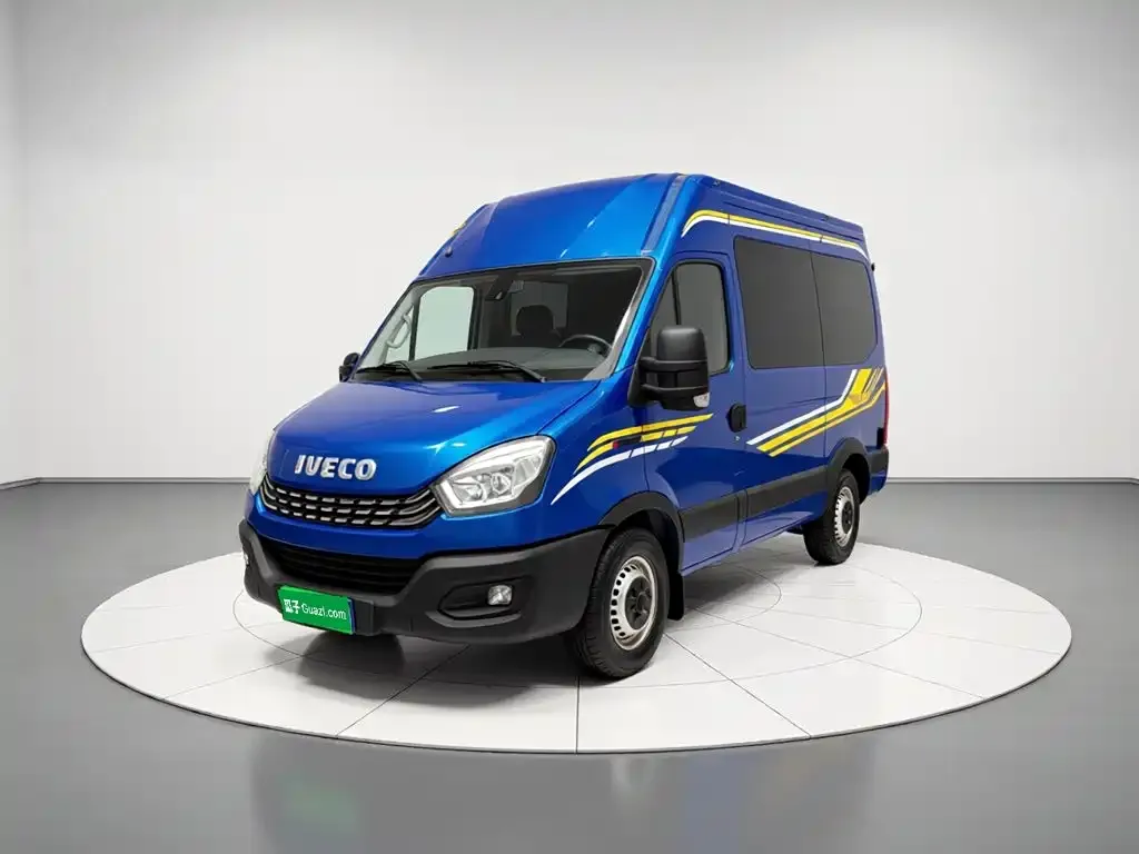 IVECO Ousheng — фото 2