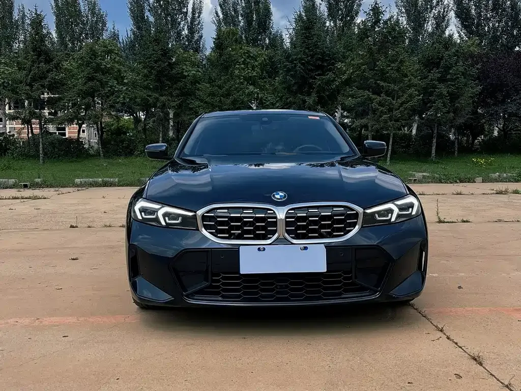 BMW 3 Series — фото 1