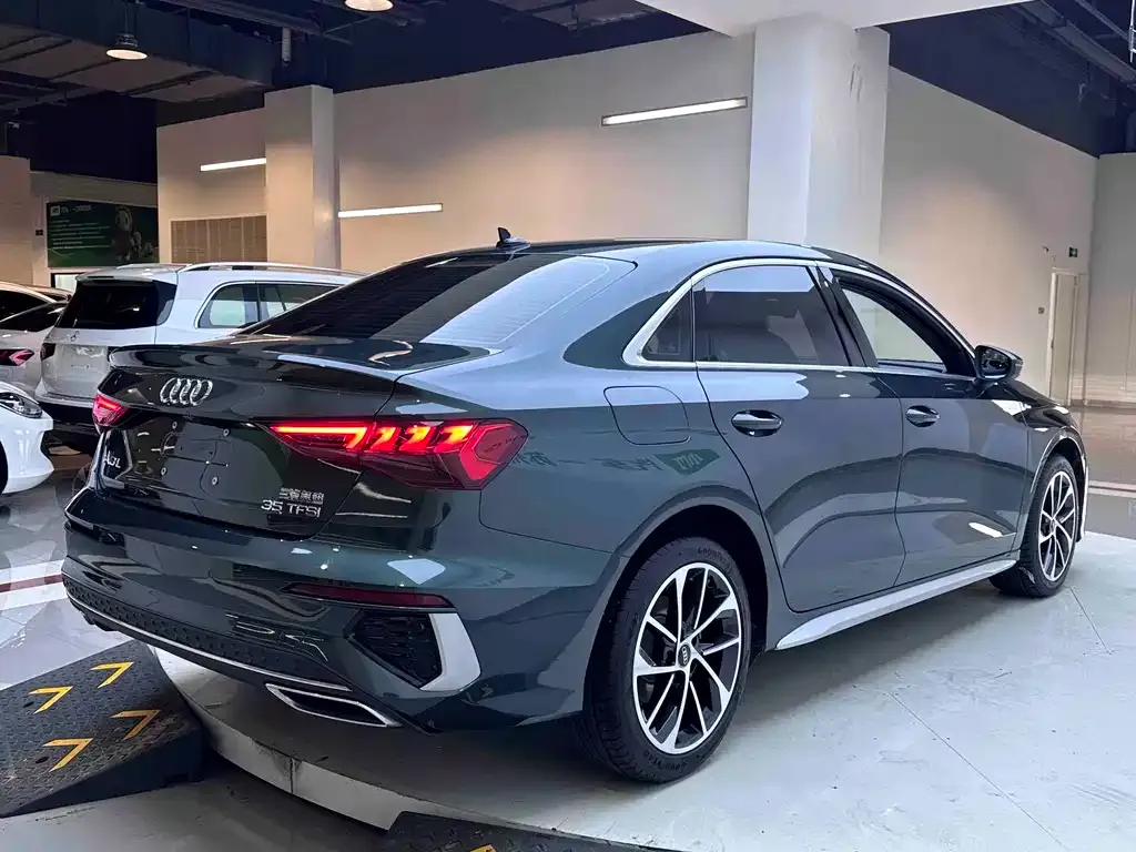 Audi A3 — фото 10