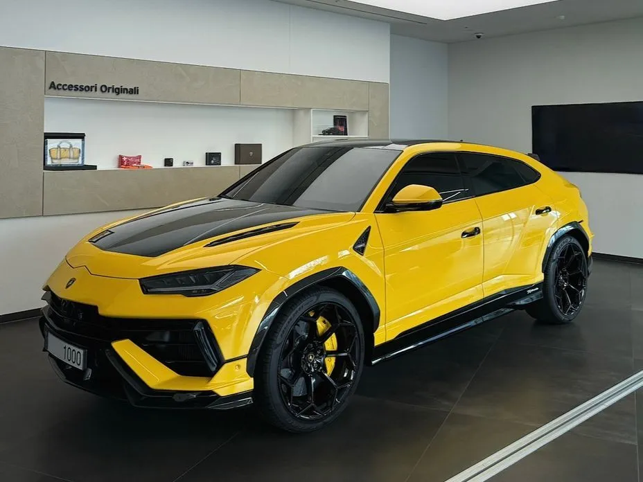 Lamborghini Urus — фото 1