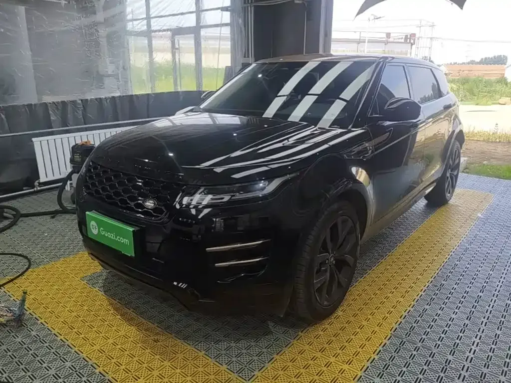 Land Rover Evoque — фото 1