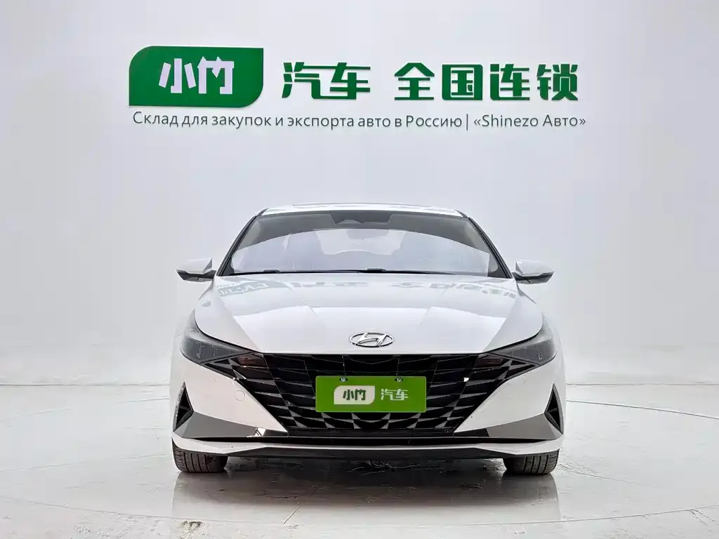 Hyundai Elantra — фото 5