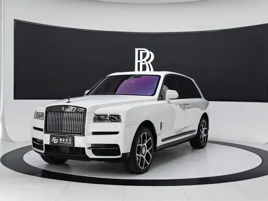 Rolls-Royce Cullinan — фото 1