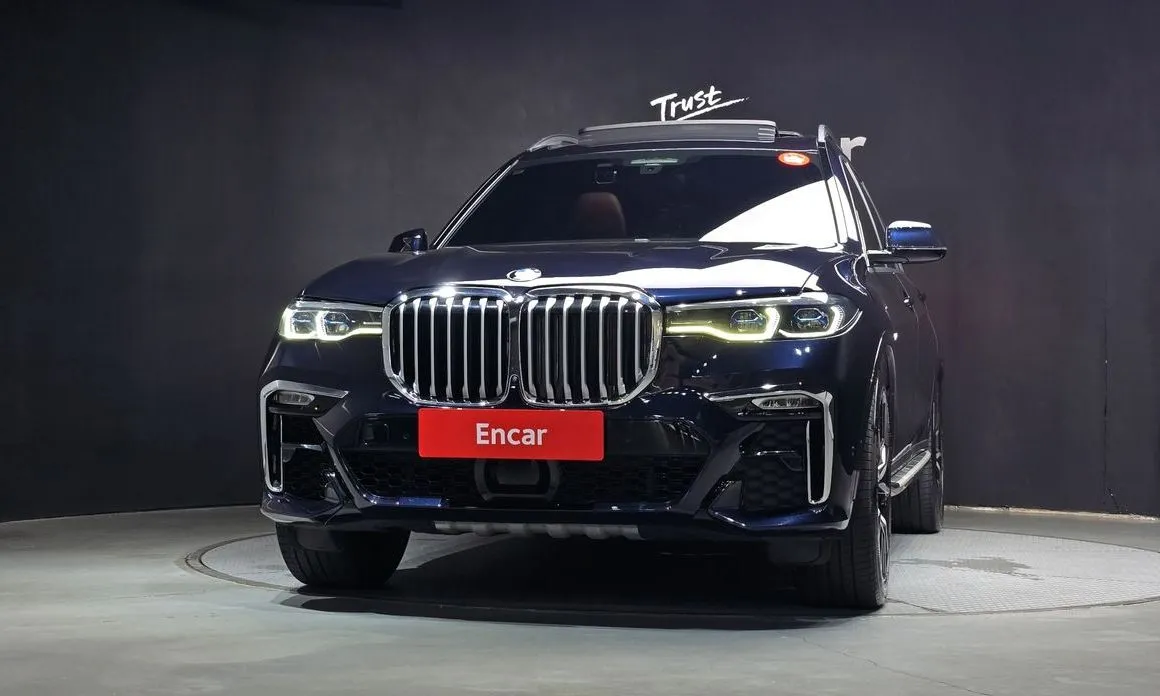 BMW X7 — фото 2