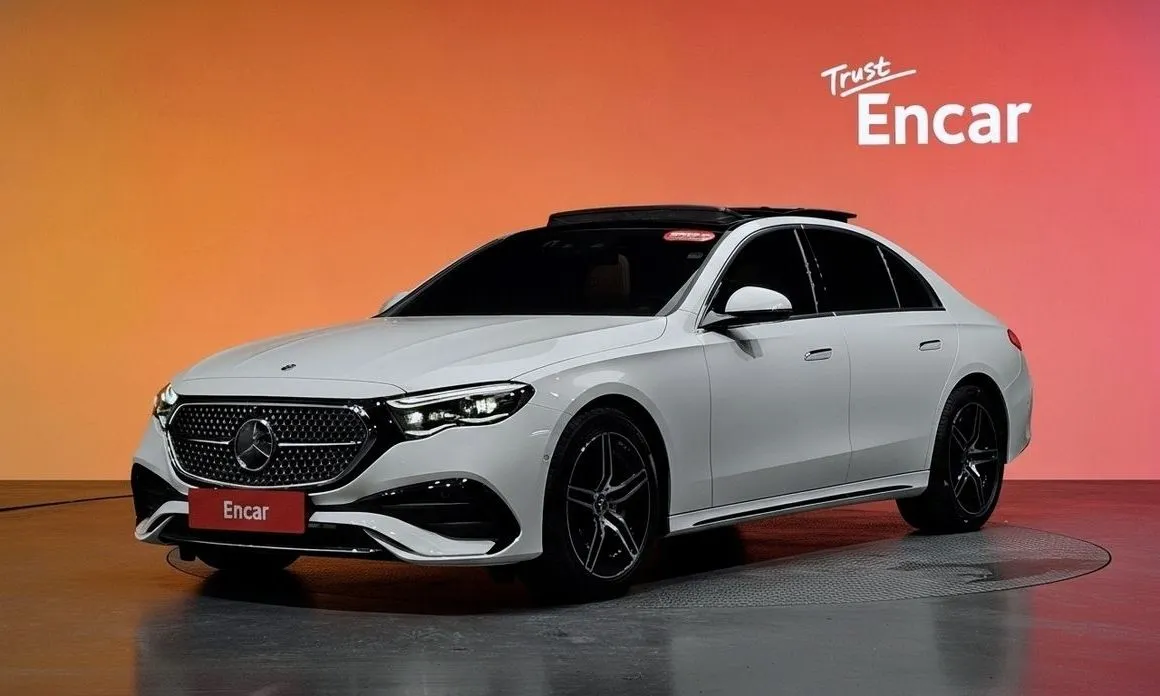 Mercedes-Benz E-Class — фото 1