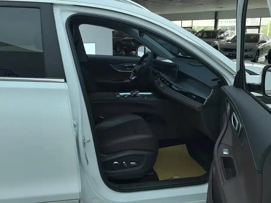Chery Tiggo 8 PRO — фото 8