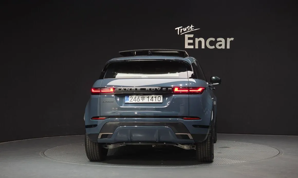 Land Rover Range Rover Evoque — фото 10