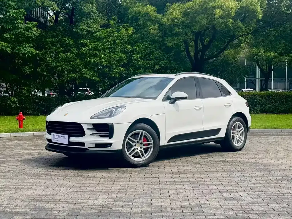 Porsche Macan — фото 1
